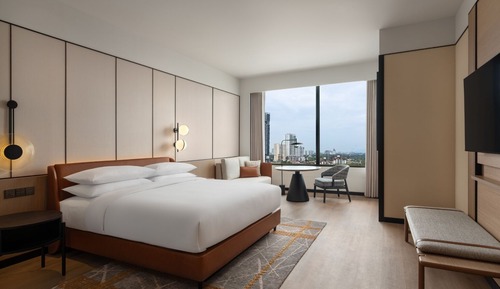 Family Room, Club Lounge Access (Guest Room)