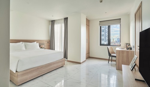 Superior Triple Room, City View