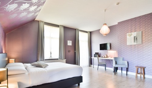 Deluxe Double Room, Garden View