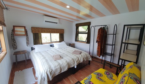 House, 3 Bedrooms, River View