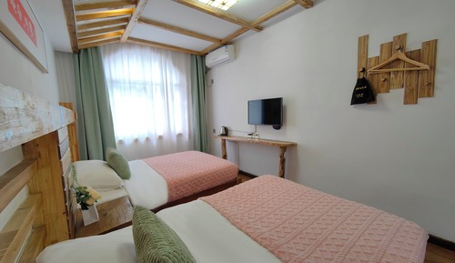 Comfort Twin Room