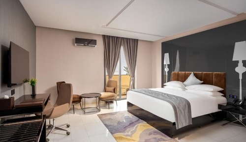 Executive Room, 1 King Bed, Lagoon View, Sea Facing