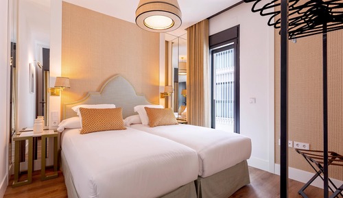 Apartment (2 Bedrooms)