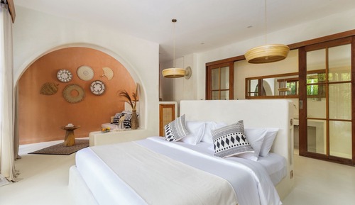 Leisure Deluxe Suite