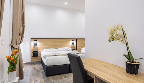 Comfort Triple Room
