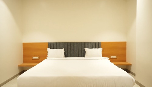Deluxe Studio, City View