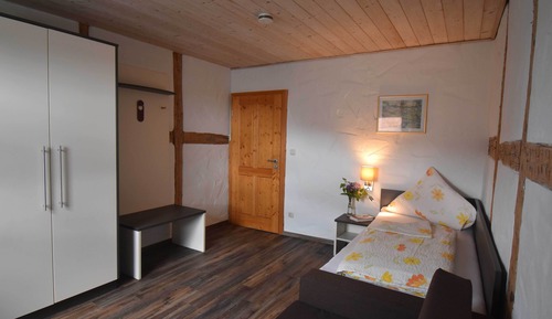 Classic Single Room