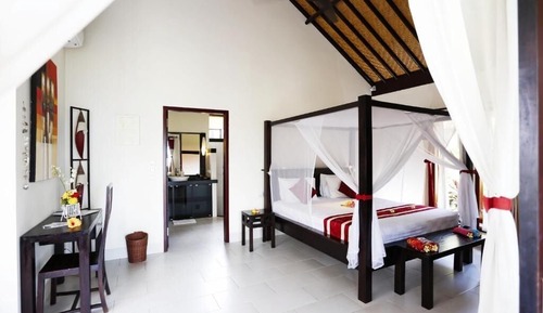 Bungalow, Partial Sea View