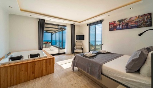 Villa, 4 Bedrooms, Smoking, Private Pool