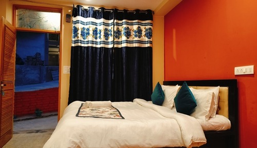 Standard Room, Hill View