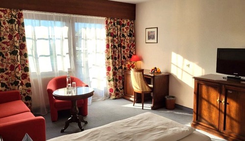 Deluxe Double or Twin Room, Balcony, Mountain View