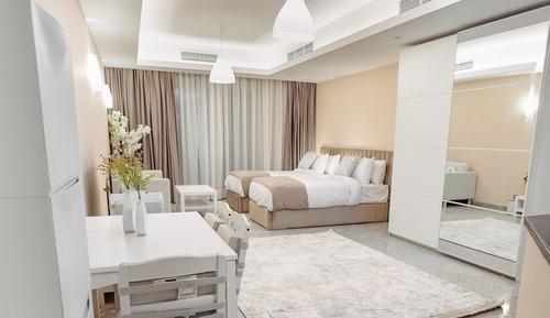 Elite Suite