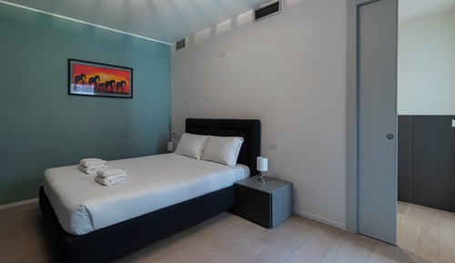 Apartment (1 Bedroom)