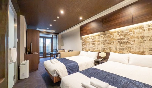 Luxury Suite, Balcony, City View