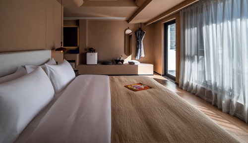 Deluxe Double Room, Patio, Mountain View