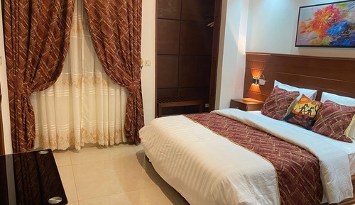 Junior Suite, City View