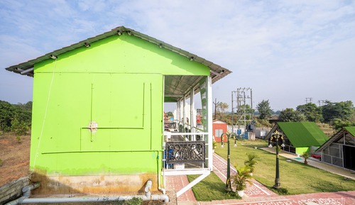 Group Stay Cottage (Water Park Activities)