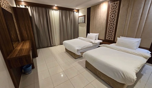 Junior Suite, City View