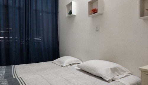 Basic Twin Room, City View