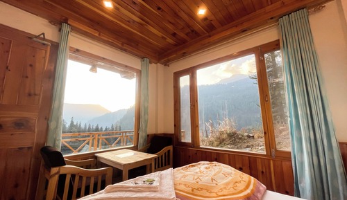 Standard Double Room, Balcony, Mountain View