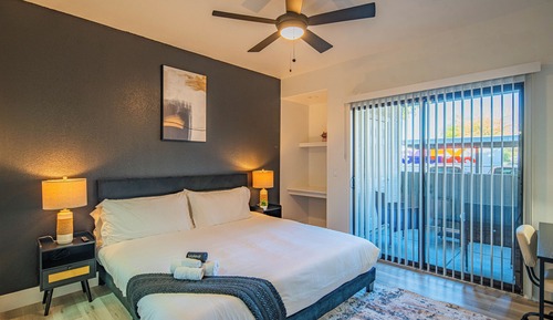 Luxury Apartment, 1 King Bed with Sofa bed, Non Smoking, Balcony