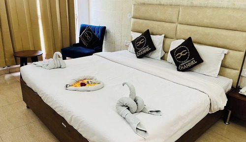 Superior Double Room, City View