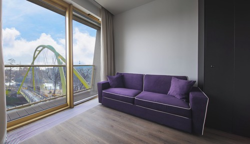 Presidental with balcony and river view