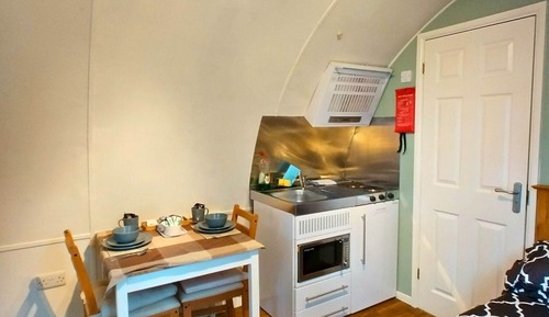 Honeysuckle Glamping Pod