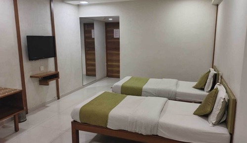Classic Double Room