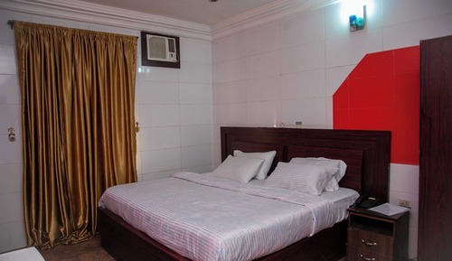 Classic Room, City View