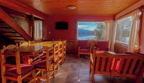 Cabin, Lake View
