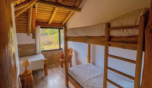 Cabin, Lake View