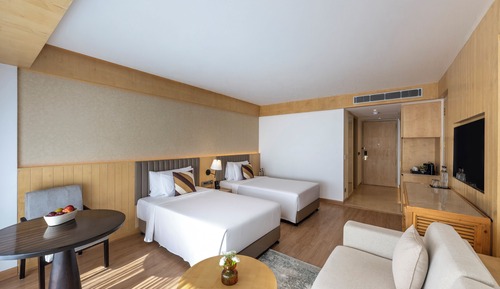 Superior Twin Room, Balcony, Mountain View