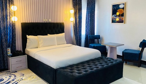 Royal Room