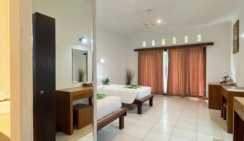 Junior Room, Multiple Beds