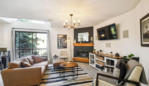 House, 1 Queen Bed, Patio, City View (6380 S Boston St #6-1363)