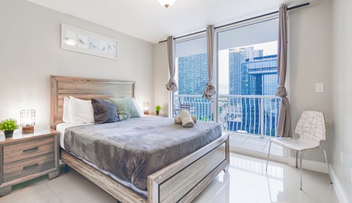 Luxury Condo, 3 Bedrooms, City View