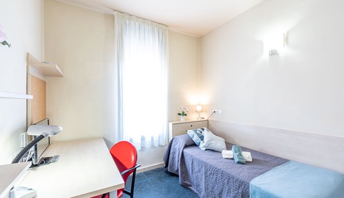 Studio, 1 Twin Bed