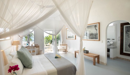 Standard Suite, 1 King Bed, Balcony, Ocean View