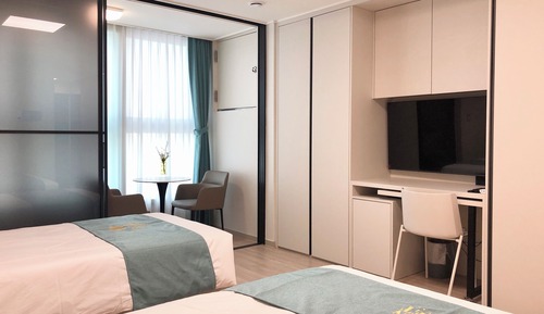 Family Twin Room