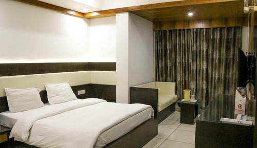 Platinum Suite