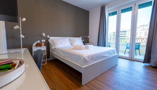 Elite Triple Room, Balcony, City View