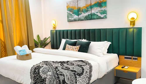 Superior Studio Suite, Balcony, City View