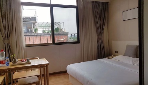 Basic Single Room