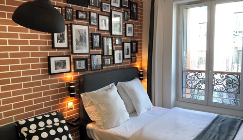Design Studio (201)