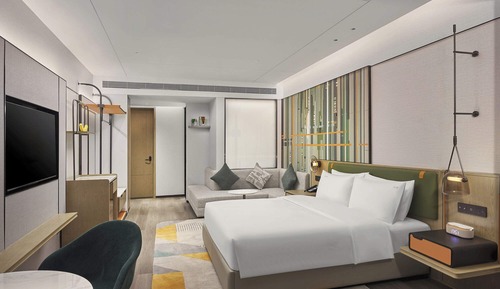 Standard Room, 1 King Bed