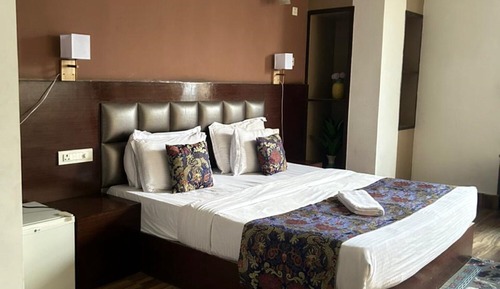 Deluxe Double Room, Multiple Bedrooms