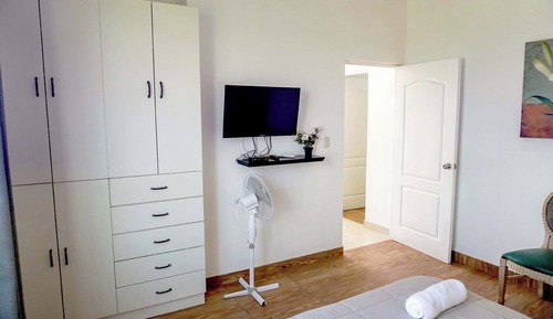 Deluxe Suite (Plus)