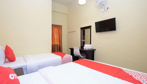 Family Triple Room, Multiple Beds, Private Bathroom