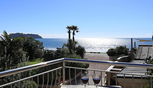 Seaview - Upstairs One Bedroom Apartment
